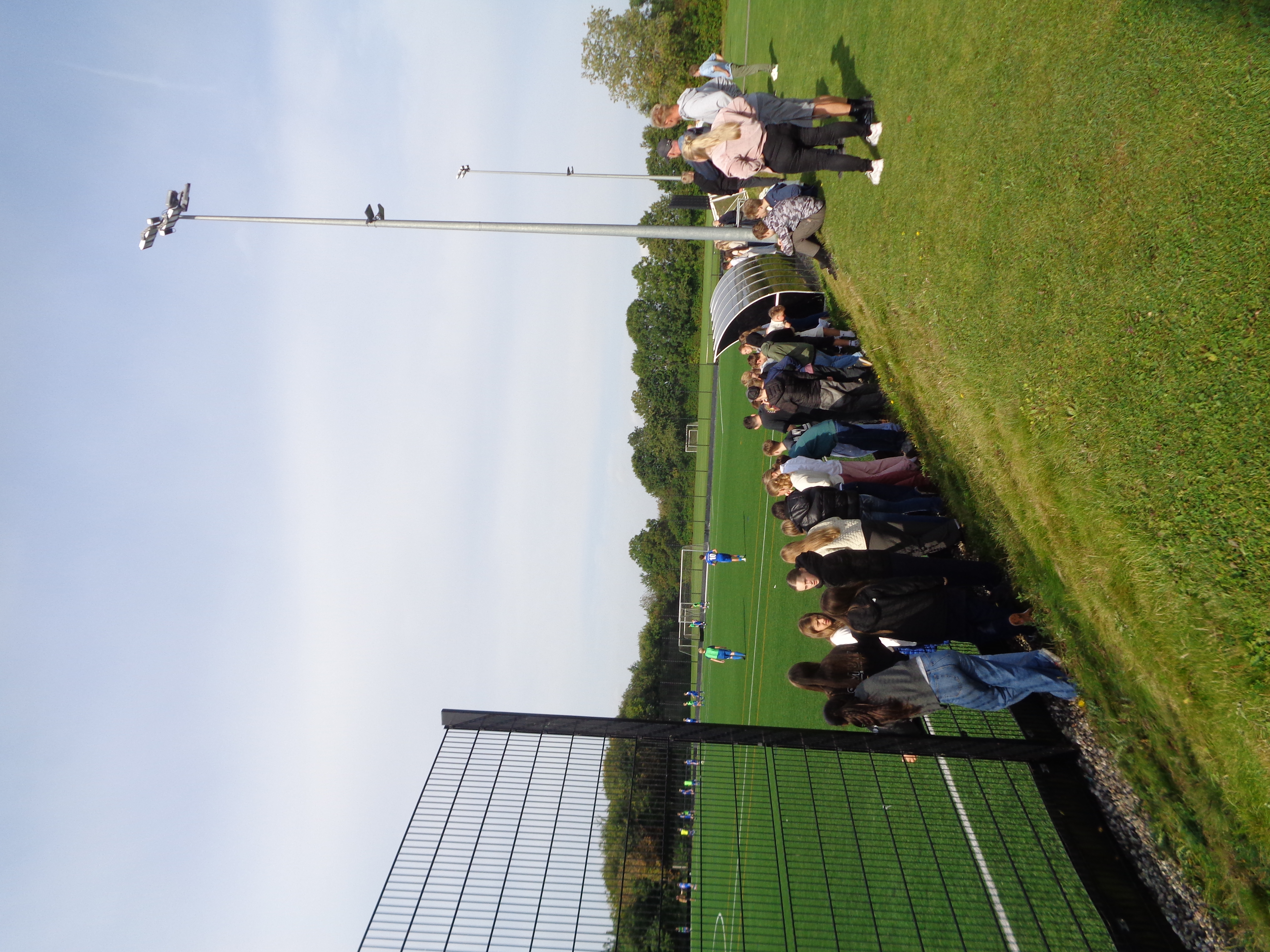 Skolefodbold